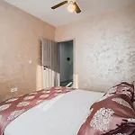 Two Bedroom Jose With Private Parking Apartamento *